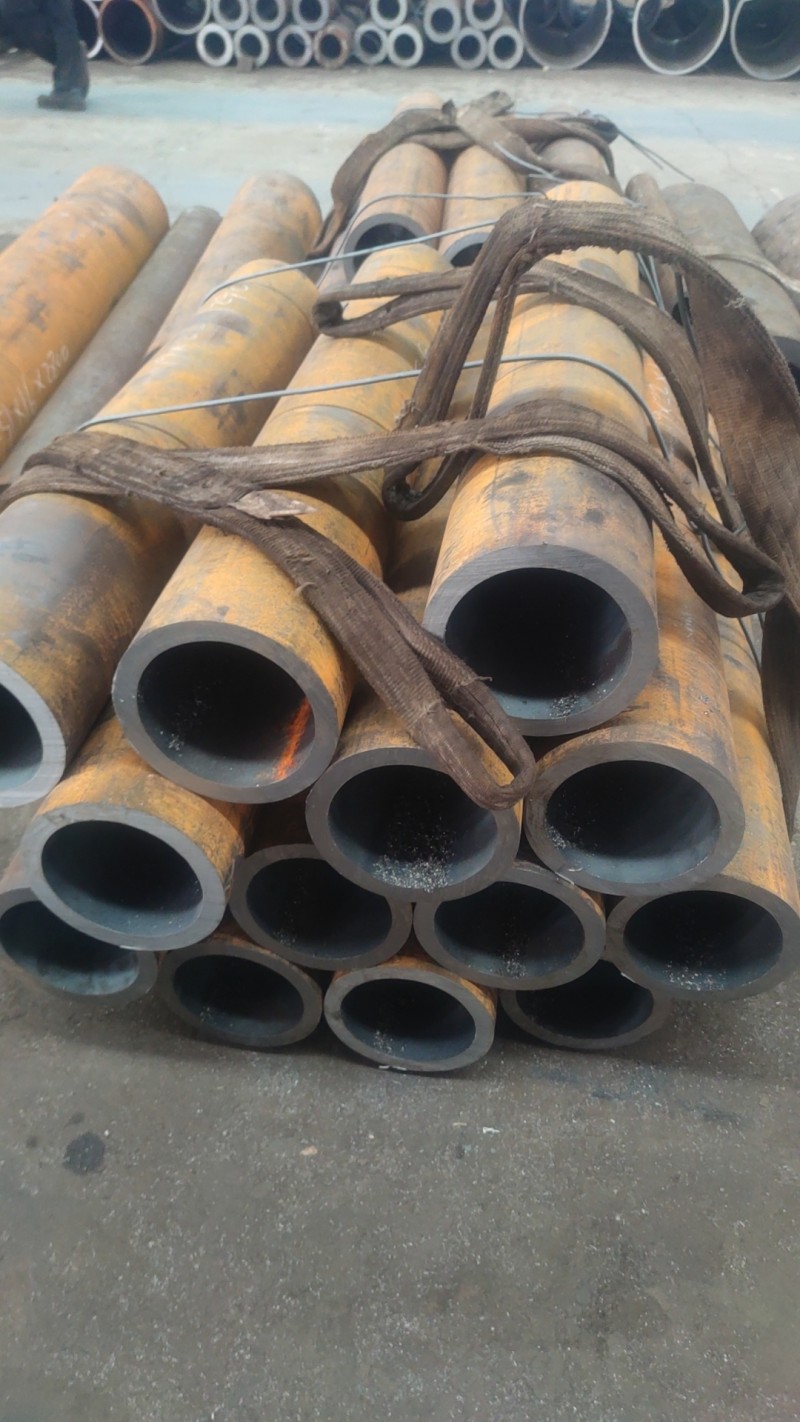 五指山五指山五指山15CrMoG无缝钢管切割